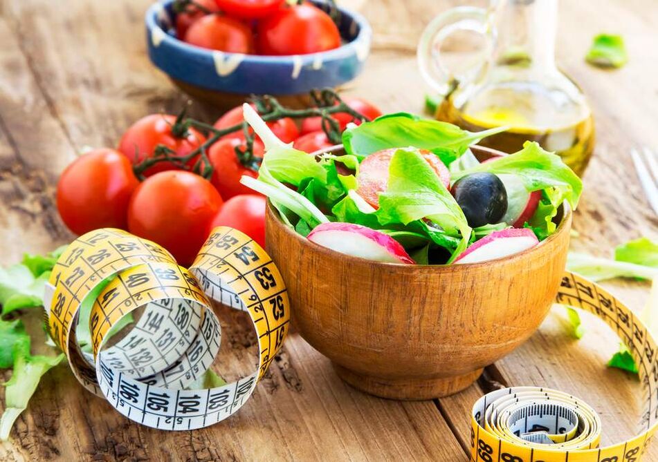 When losing weight at home, it is useful to include fresh vegetables in the diet